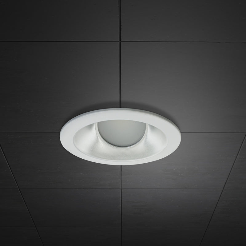 6 inch LED Commercial Downlight Sloped Ceiling Reflector Round Trim, Veroboard